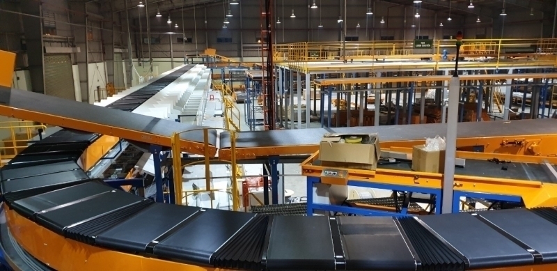 parcel sorting line